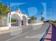 Dúplex · Segunda Mano TORREVIEJA · Zona Carrefour