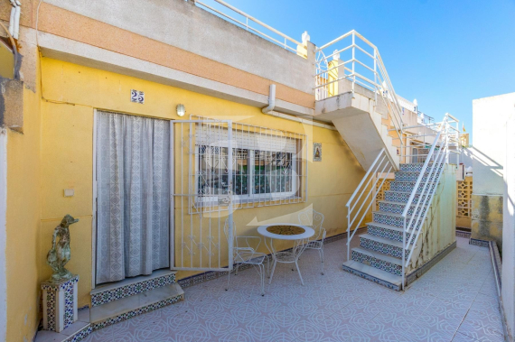 Смежный дом - Продажа - TORREVIEJA - Los Balcones