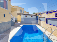 Chalet · Odsprzedaż LA MARINA · 