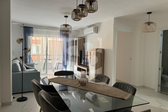 Апартамент - Продажа - TORREVIEJA - Centro