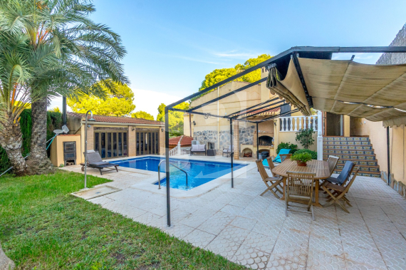 Chalet - Продажа - TORREVIEJA - Los Balcones