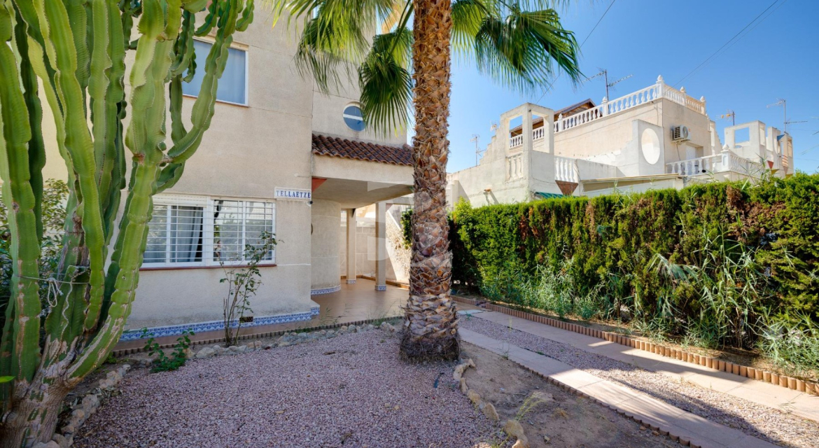 Adosado · Segunda Mano TORREVIEJA · Zona Carrefour