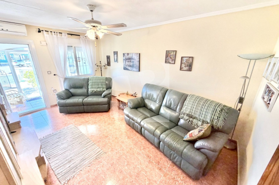 Chalet - Продажа - ALICANTE - Urb. La Marina