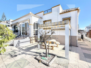 Chalet · Segunda Mano ALICANTE · Urb. La Marina