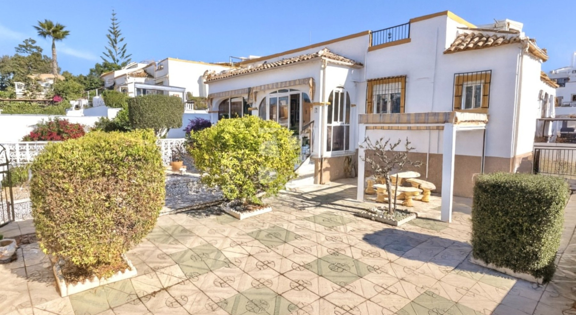 Chalet · Segunda Mano ALICANTE · Urb. La Marina