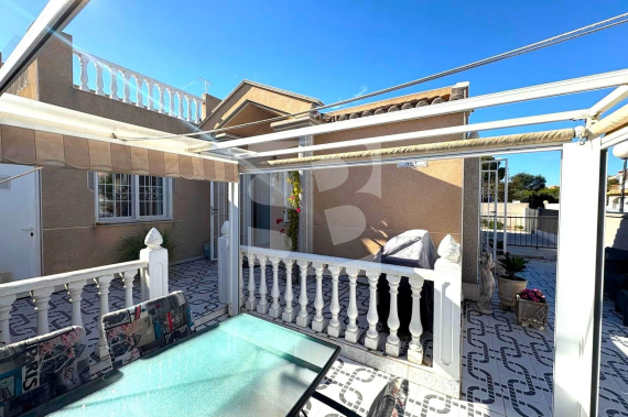 Adosado - Segunda Mano - TORREVIEJA - Zona Carrefour