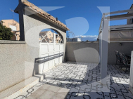 Adosado · Segunda Mano TORREVIEJA · Zona Carrefour