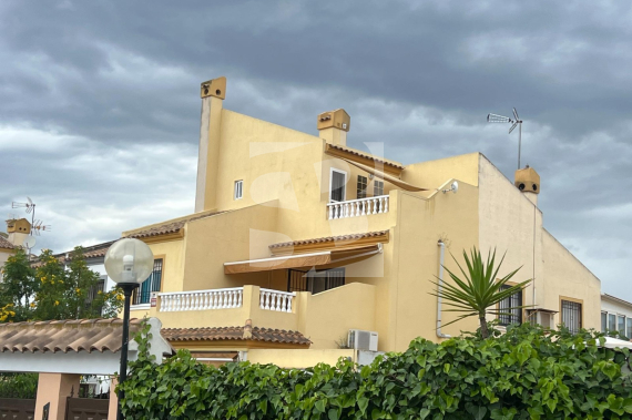 Chalet - Segunda Mano - TORREVIEJA - Aguas Nuevas