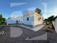 Villa · Segunda Mano TORREVIEJA · La Siesta - San Luis