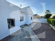 Villa · Segunda Mano TORREVIEJA · La Siesta - San Luis