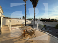 Villa · Segunda Mano TORREVIEJA · La Siesta - San Luis