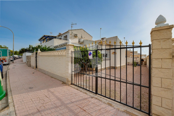 Villa - La Revente - ORIHUELA COSTA - Punta Prima