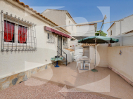 Detached house · Resale ORIHUELA COSTA · Punta Prima