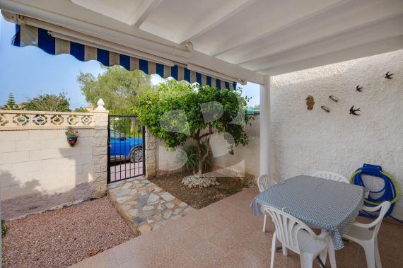 Villa - La Revente - ORIHUELA COSTA - Punta Prima