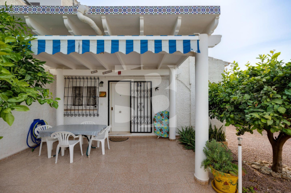 Villa - La Revente - ORIHUELA COSTA - Punta Prima