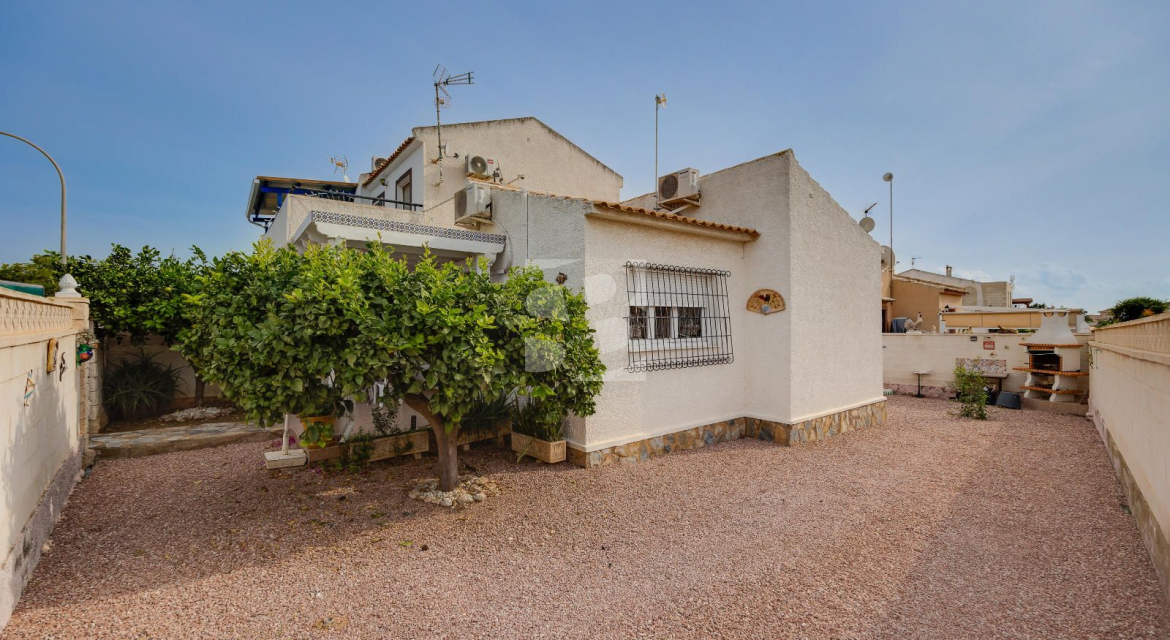 Вилла · Продажа ORIHUELA COSTA · Punta Prima