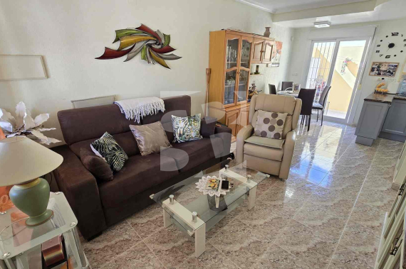 Смежный дом - Продажа - TORREVIEJA - Zona Carrefour