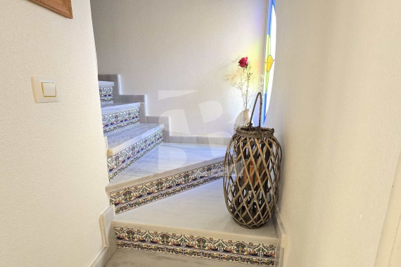 Смежный дом - Продажа - TORREVIEJA - Zona Carrefour