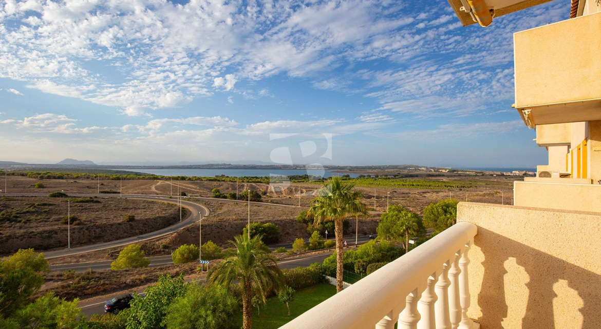 Апартамент · Продажа TORREVIEJA · La Mata