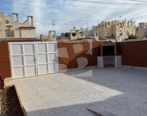 DOM RZĘDOWY - Odsprzedaż - TORREVIEJA - Zona Carrefour