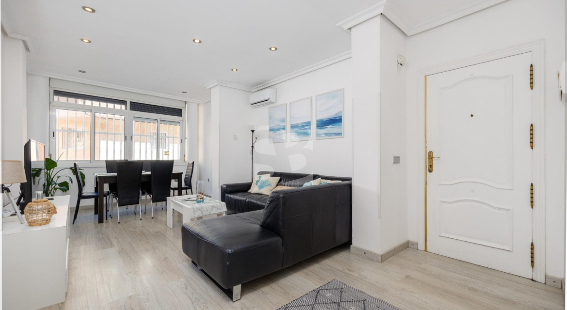 Apartment · Resale TORREVIEJA · Playa De Los Locos