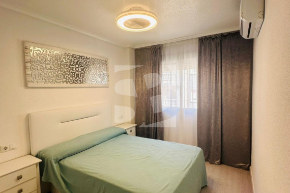 Апартамент - Продажа - Torrevieja - Parque las naciones