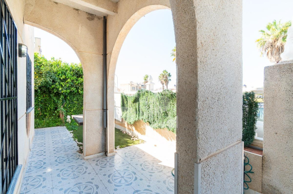 Bungalow - Odsprzedaż - TORREVIEJA - Zona Carrefour