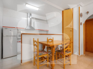 Apartment · Resale TORREVIEJA · Centro