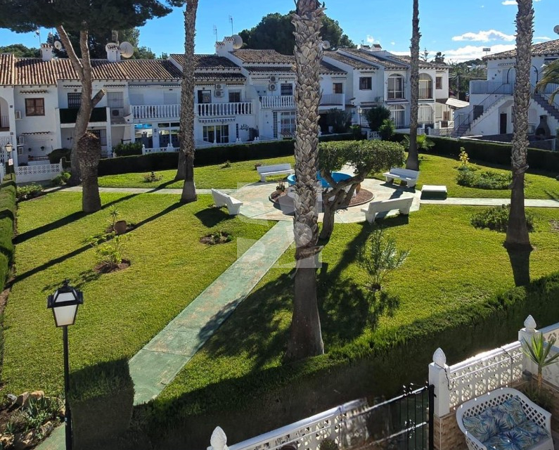 Бунгало · Продажа TORREVIEJA · Los Balcones