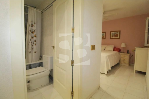 Apartment - Resale - TORREVIEJA - Centro