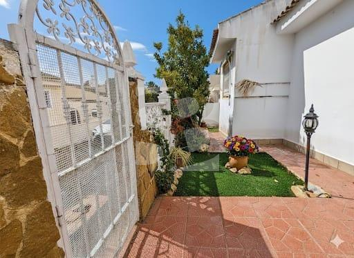 Detached house - Resale - CIUDAD QUESADA - C. Quesada