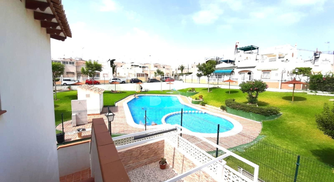 Бунгало · Продажа TORREVIEJA · Los Balcones