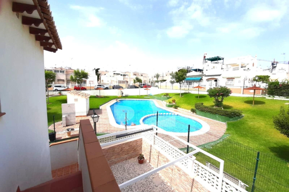 Bungalow - Segunda Mano - TORREVIEJA - Los Balcones