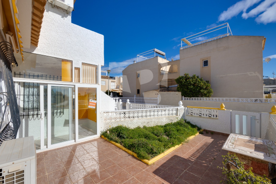Bungalow - Segunda Mano - TORREVIEJA - Zona Carrefour