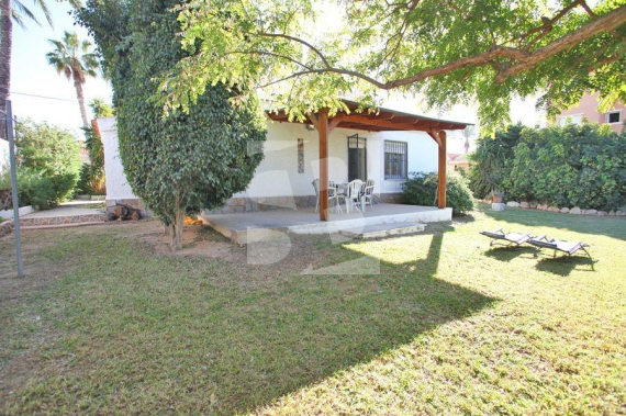 Villa - Segunda Mano - TORREVIEJA - Los Frutales