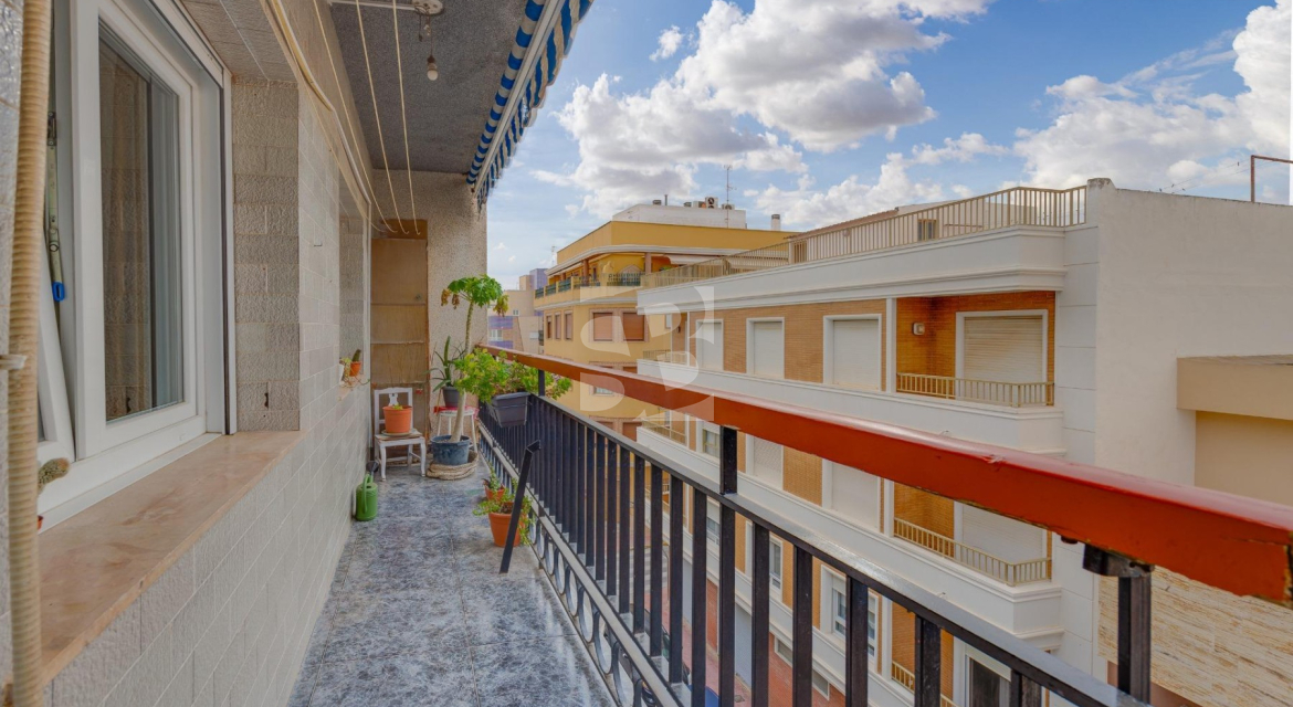 Апартамент · Продажа TORREVIEJA · Centro