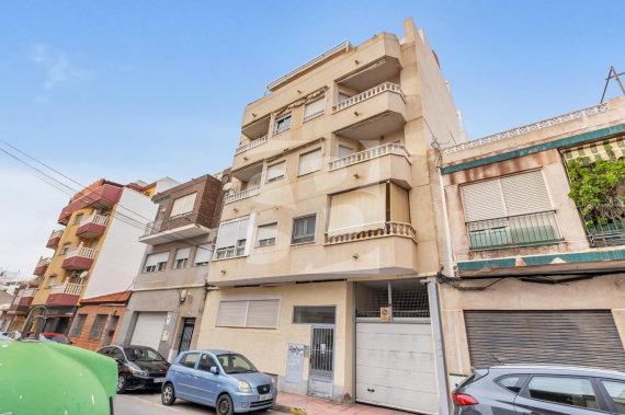 Апартамент - Продажа - TORREVIEJA - Centro