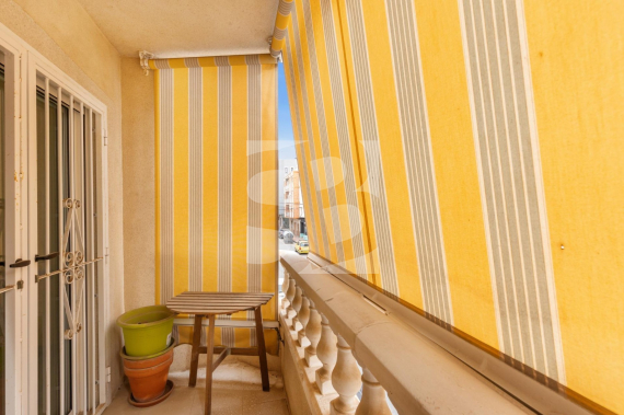 Апартамент - Продажа - TORREVIEJA - Centro