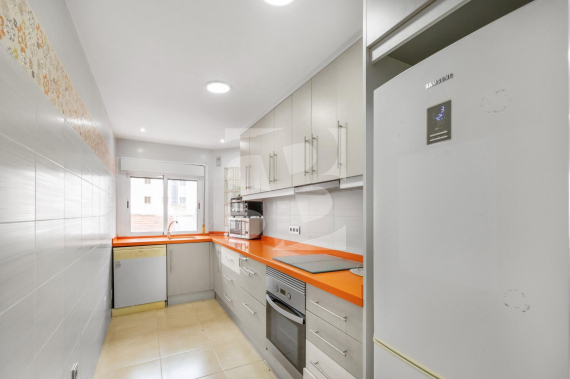 Апартамент - Продажа - TORREVIEJA - Centro