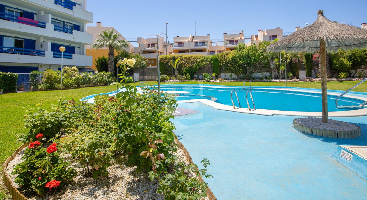 Apartment · Odsprzedaż ORIHUELA · Punta Prima