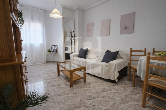 Apartamento - Segunda Mano - TORREVIEJA - Centro