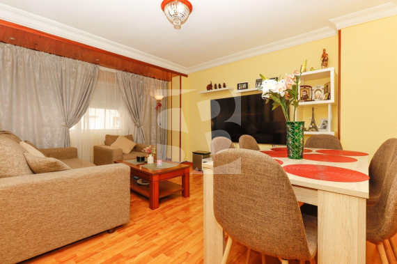 Apartment - Odsprzedaż - TORREVIEJA - Centro