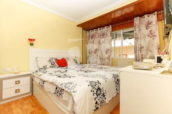 Apartment - Odsprzedaż - TORREVIEJA - Centro