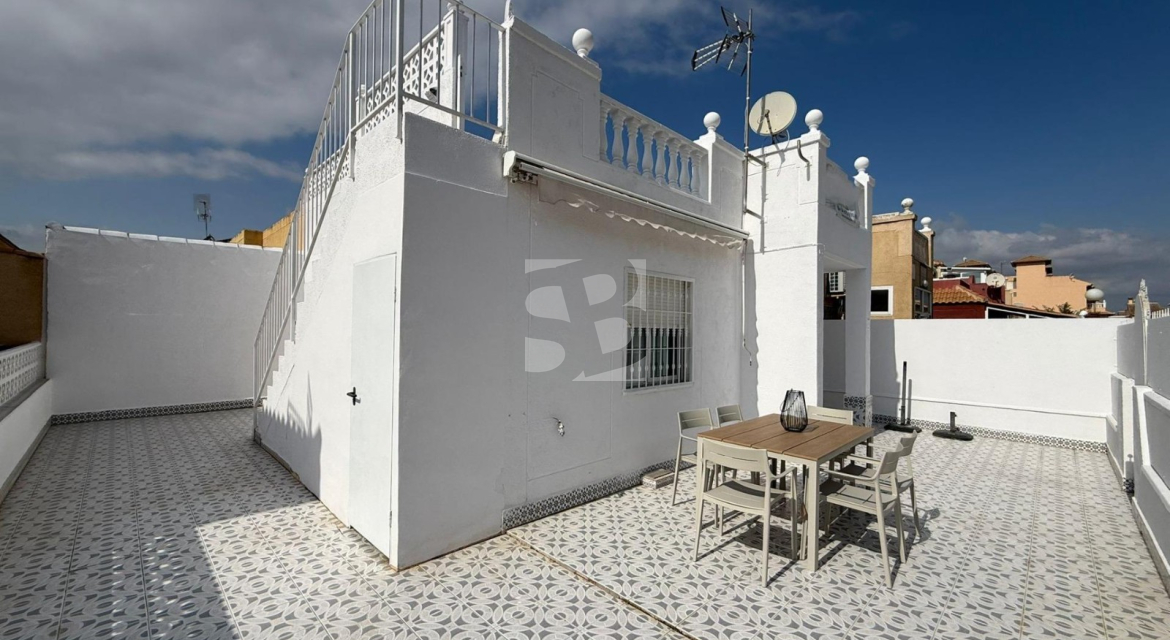 Bungalow · Odsprzedaż TORREVIEJA · 