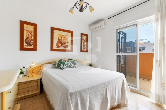 Смежный дом - Продажа - TORREVIEJA - Los Altos