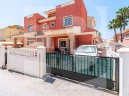 Смежный дом · Продажа TORREVIEJA · Los Balcones
