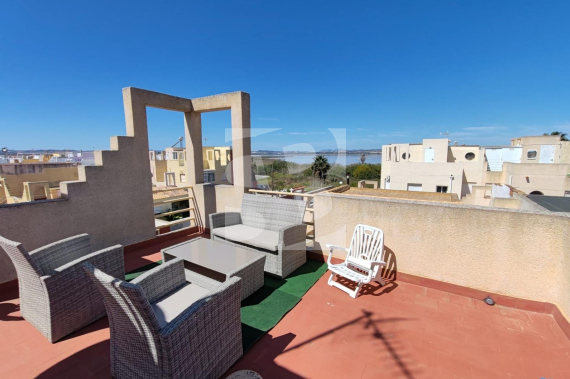 DOM RZĘDOWY - Odsprzedaż - TORREVIEJA - Zona Carrefour