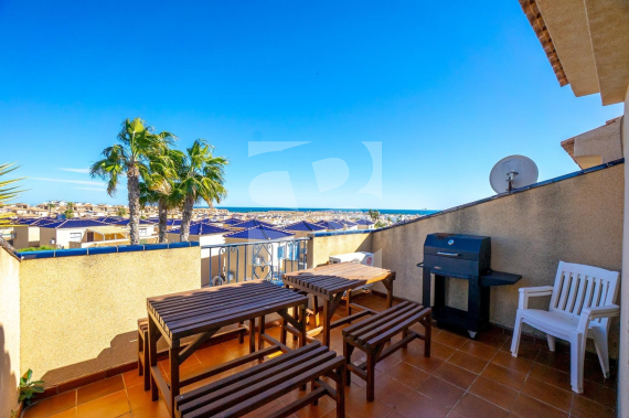 DOM RZĘDOWY - Odsprzedaż - ORIHUELA COSTA - 