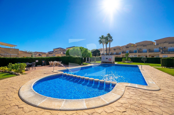 DOM RZĘDOWY - Odsprzedaż - ORIHUELA COSTA - 