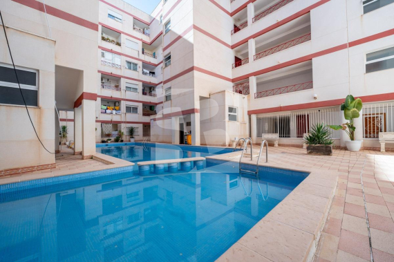 Apartamento - Segunda Mano - TORREVIEJA - Centro